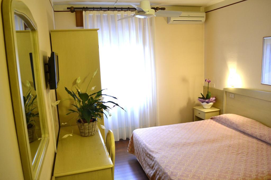 Hotel Ezzelino San Zenone المظهر الخارجي الصورة