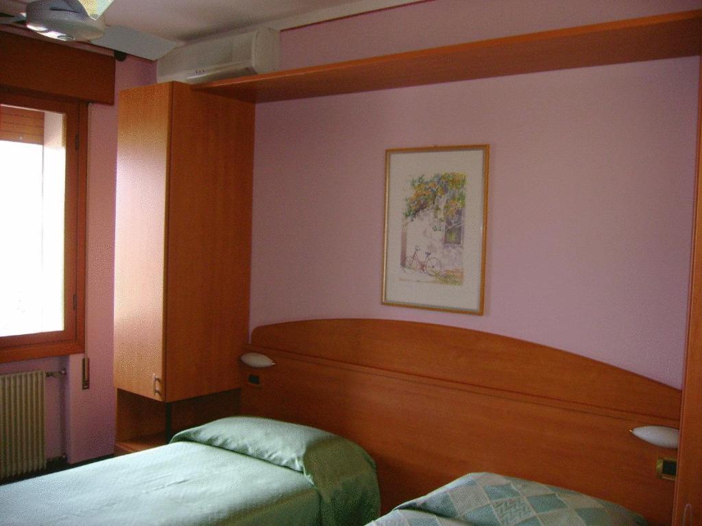 Hotel Ezzelino San Zenone المظهر الخارجي الصورة